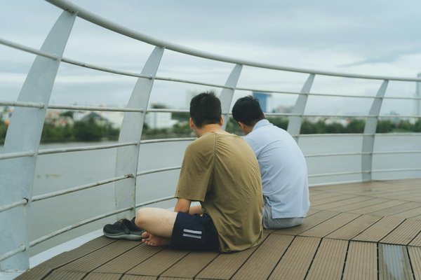 Organiser une collecte de vêtements pour les sans-abri : astuces novatrices et stratégies pratiques pour un succès assuré